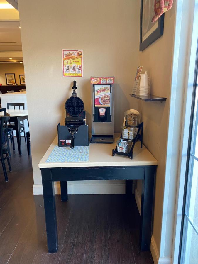 Best Western Bar Harbour Inn Massapequa Park Eksteriør bilde